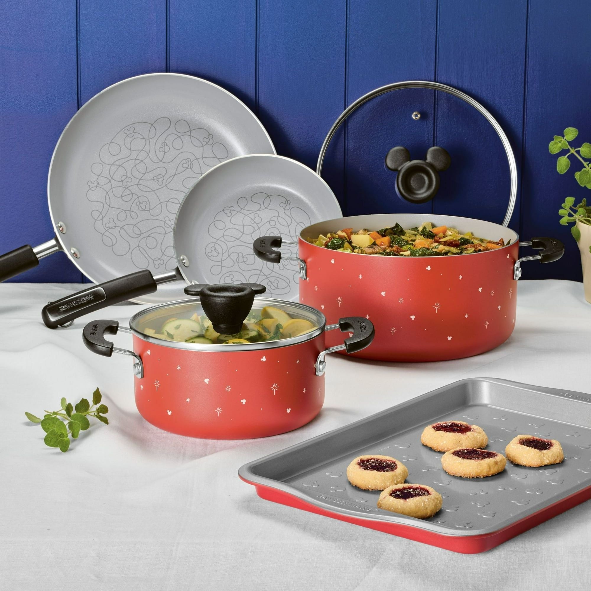7 Piece Ceramic Nonstick Cookware Set, Red