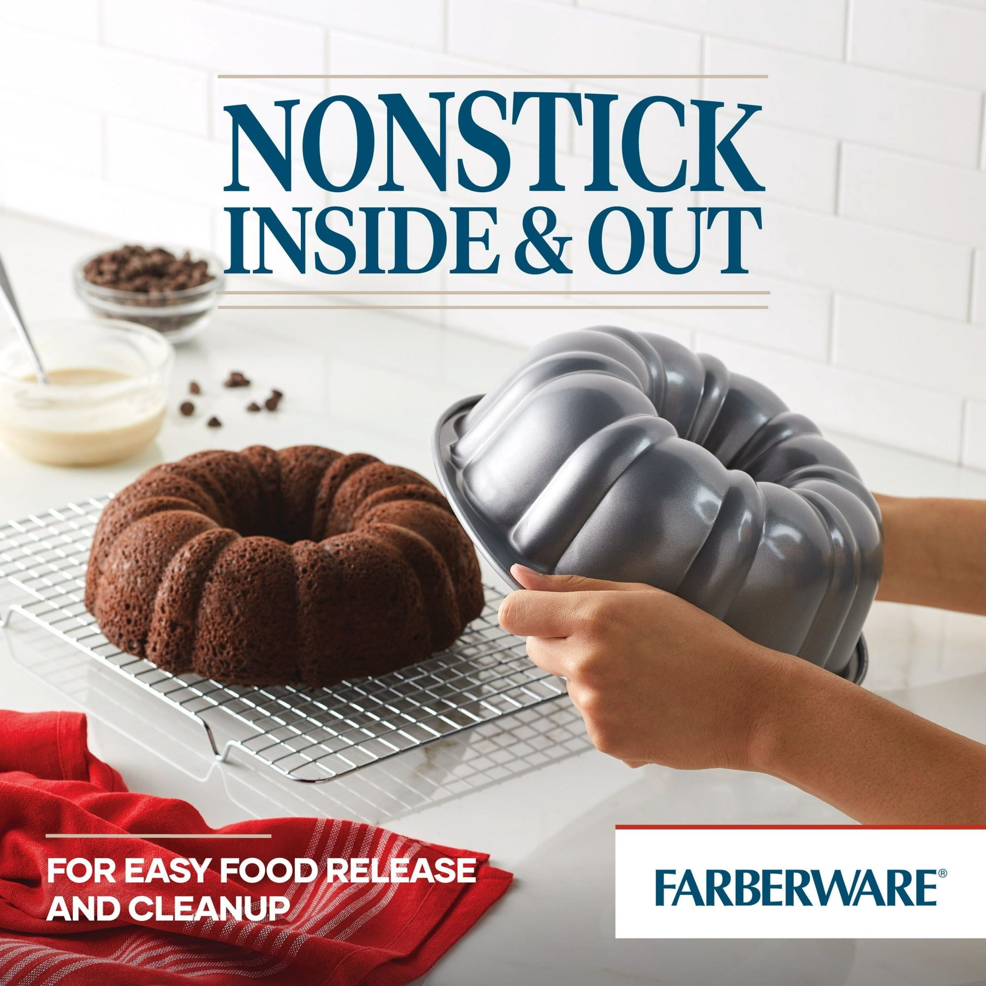 10-Inch Nonstick Bakeware Fluted Mold, Gray