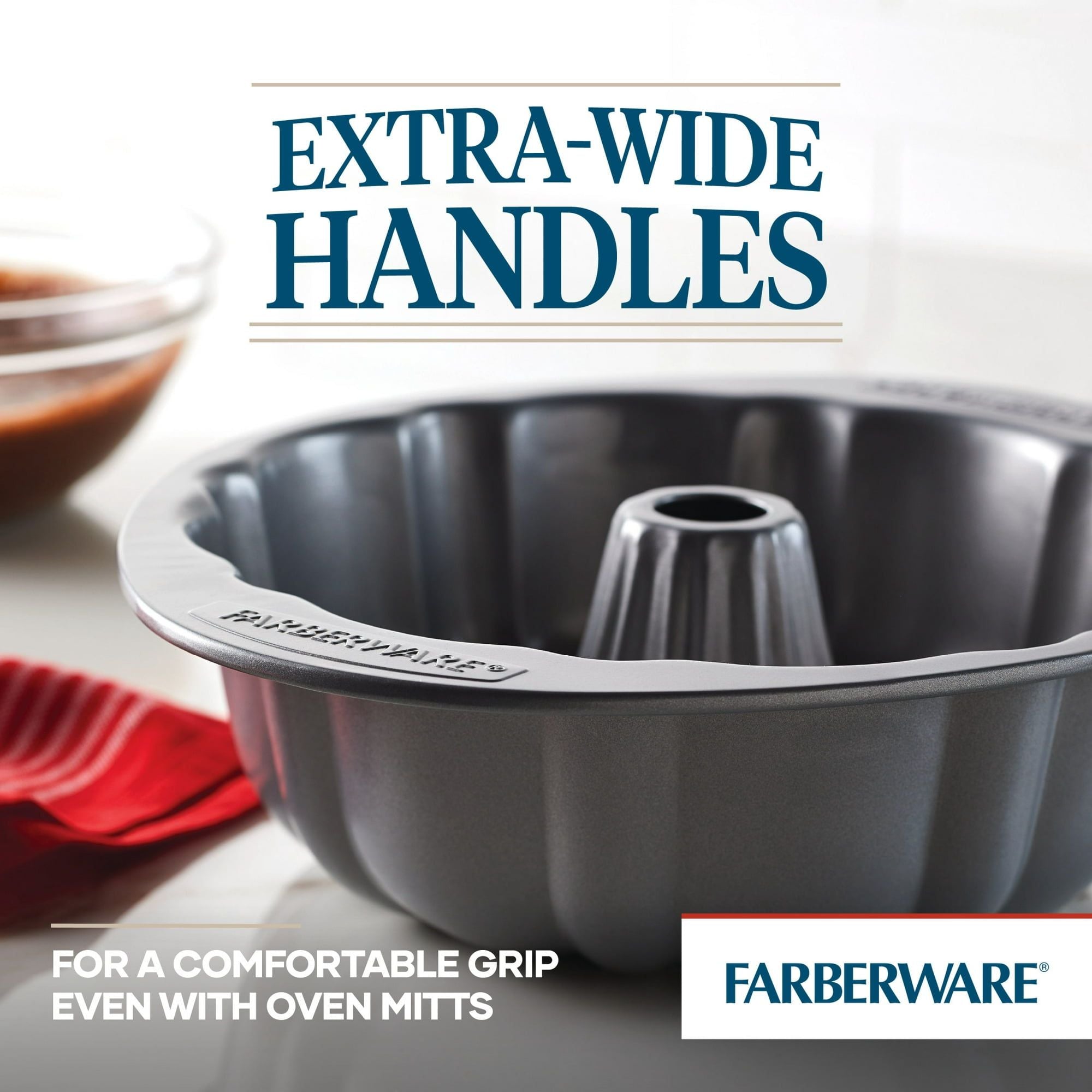 10-Inch Nonstick Bakeware Fluted Mold, Gray